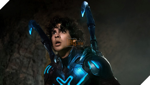 Zack Snyder khiến cộng đồng Twitter bùng nổ khi bày tỏ sự hào hứng dành cho Blue Beetle