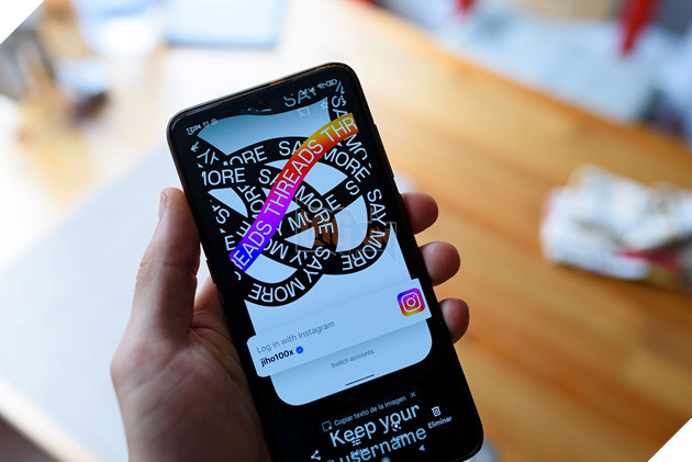 Threads giảm 50% người dùng, CEO Mark cho rằng đó là chuyện bình thường