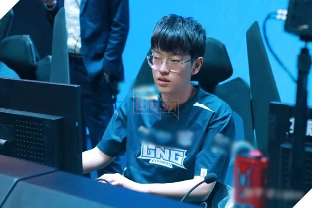 LMHT: Fanboy Scout thể hiện sự vui mừng khi Faker có thể quay trở lại thi đấu