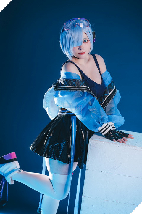 Chiêm ngưỡng bộ Cosplay Rem phiên bản hiện đại trong bộ Re:Zero − Starting Life in Another World 3