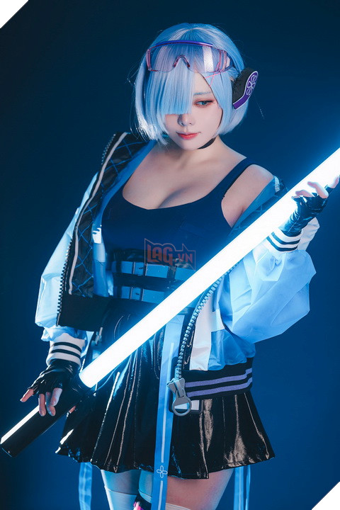 Chiêm ngưỡng bộ Cosplay Rem phiên bản hiện đại trong bộ Re:Zero − Starting Life in Another World 7