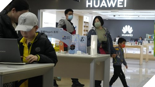 Huawei âm thầm xây dựng mạng lưới chip bí mật bí mật, nhằm tránh lệnh phạt của Mỹ 