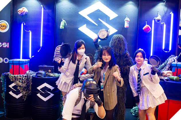 Bầu không khí bùng nổ tại Sunway Velocity Mall với Vòng Finals giải đấu 2023 PMSL SEA Fall 12