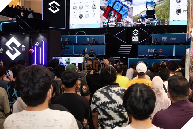 Bầu không khí bùng nổ tại Sunway Velocity Mall với Vòng Finals giải đấu 2023 PMSL SEA Fall 18