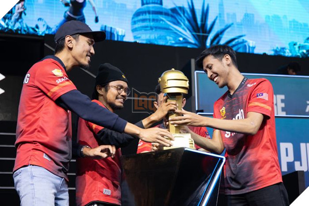 Nhìn lại những hình ảnh sôi nổi trong ngày thi đấu Chung kết cuối cùng giải 2023 PMSL SEA Fall 4