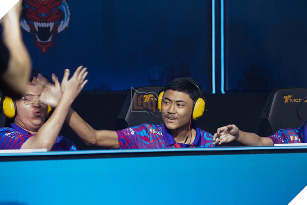 Nhìn lại những hình ảnh sôi nổi trong ngày thi đấu Chung kết cuối cùng giải 2023 PMSL SEA Fall 11