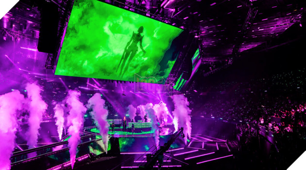 Xuất hiện tại giải Valorant, Elon Musk bị khán giả chê bai và yêu cầu mang Twitter trở lại