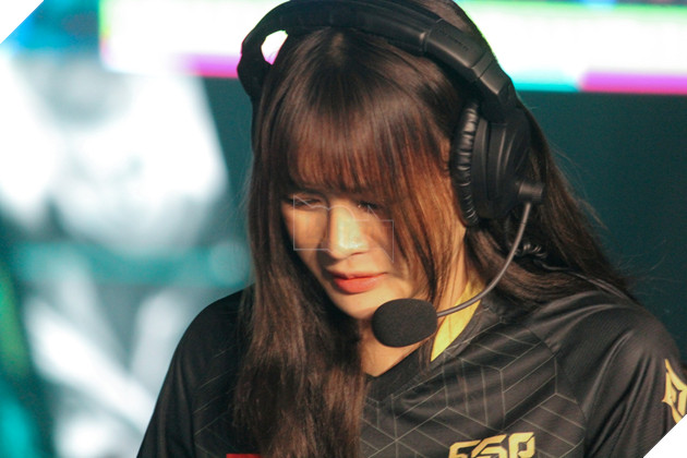 Liên Quân Mobile: Lyly Sury chính thức comeback với màn cosplay Veres đẹp không tì vết