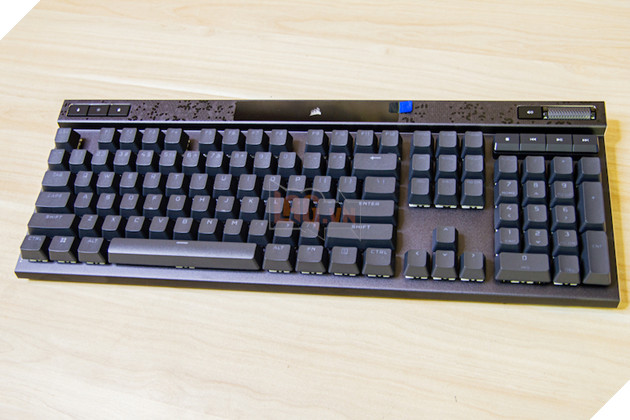 Review CORSAIR K70 Max: Bàn phím gaming đầu tiên của CORSAIR được trang bị switch từ-cơ học MGX