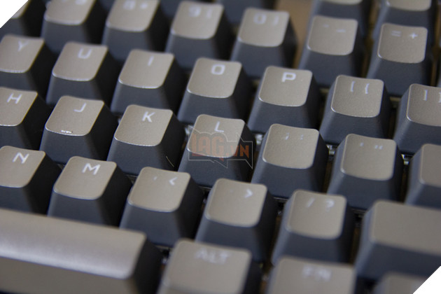 Review CORSAIR K70 Max: Bàn phím gaming đầu tiên của CORSAIR được trang bị switch từ-cơ học MGX