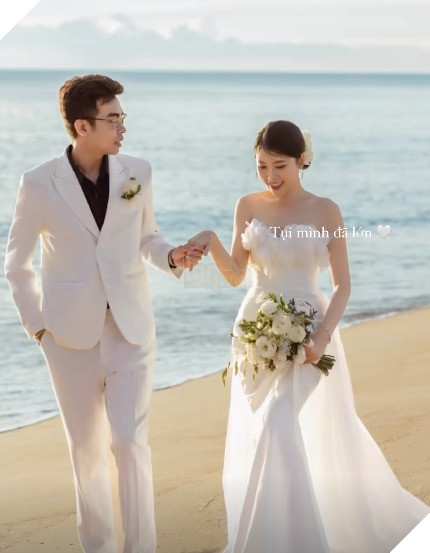 Streamer nổi tiếng bị cộng đồng chỉ trích vì lấy chuyện tình cảm để làm content