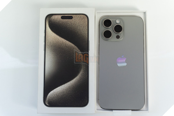 Review iPhone 15 Pro Max Titanium đầu tiên ở Việt Nam có giá lên đến 70 triệu đồng