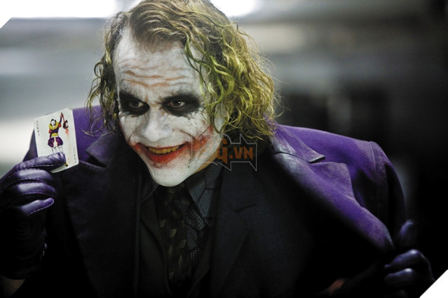 trang - Top những diễn viên bị phong ấn nhan sắc bởi hóa trang chú hề trong phim Heath-Ledger-as-the-Joker-in-The__VMPT