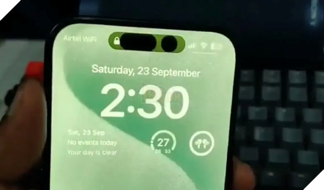 iPhone 15 Pro tiếp tục gặp sự cố "lỗi màn hình xanh"