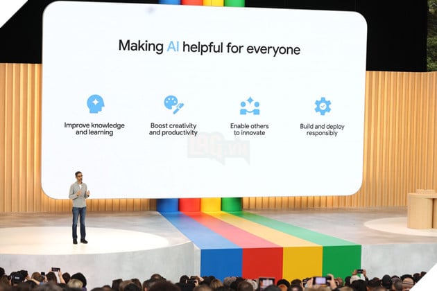 Cùng nhìn lại những sản phẩm và thành tựu mà "gã khổng lồ" có được