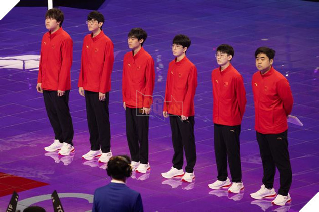 Asian Games 2022: Trung - Hàn đại chiến Bán kết LMHT, hàng trăm Fangirl chờ được nhìn thấy Faker