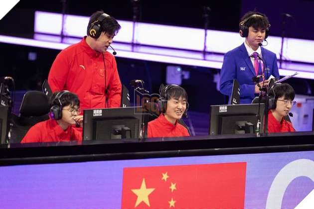 Asian Games 2022: Trung - Hàn đại chiến Bán kết LMHT, hàng trăm Fangirl chờ được nhìn thấy Faker 14