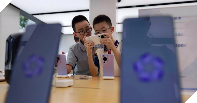 Huawei bị chỉ trích vì thông số Mate 60 Pro không được tiết lộ trong buổi ra mắt sản phẩm