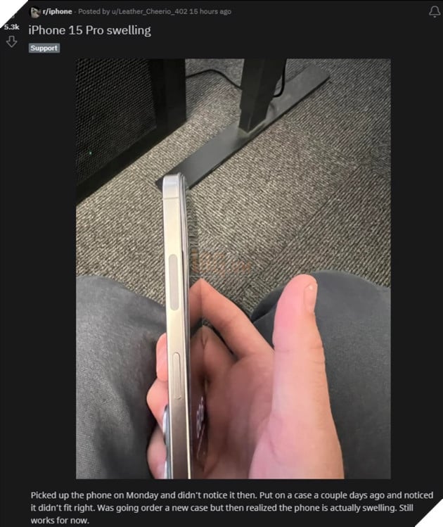 iPhone 15 Pro đầu tiên trên thế giới bị phồng pin  2