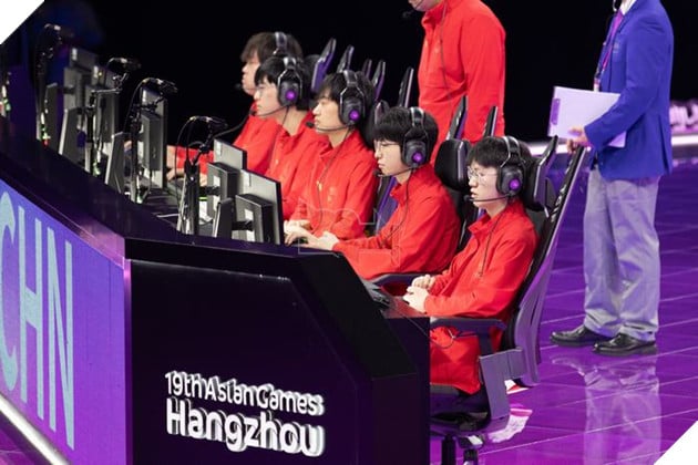 Asian Games: Các thành viên đội tuyển LMHT Việt Nam xốc lại tinh thần cho CKTG 3