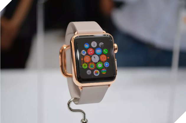 Apple Watch phiên bản mạ vàng trị giá 400 triệu bị đưa vào danh sách thiết bị lỗi thời