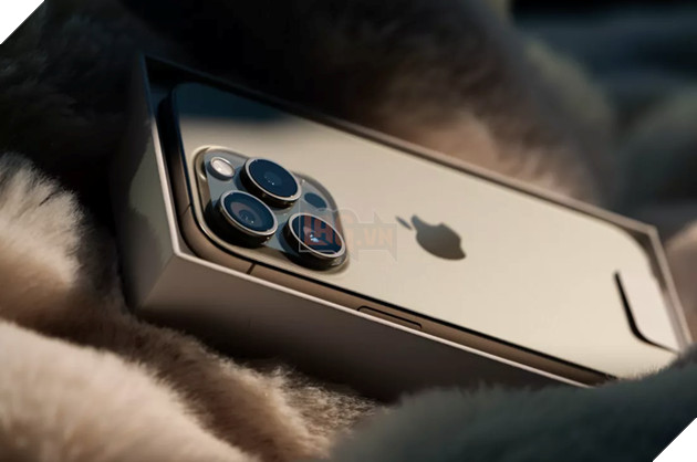 Apple phát hành iOS 17.0.3 khắc phục vấn đề quá nhiệt của iPhone 15