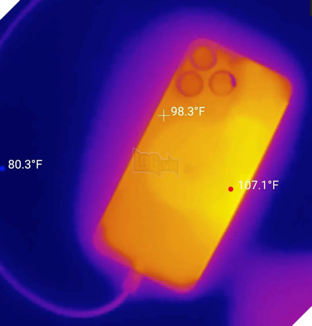 Vấn đề quá nhiệt trên iPhone 15 Pro không được khắc phục sau khi cập nhật lên iOS 17.0.3 