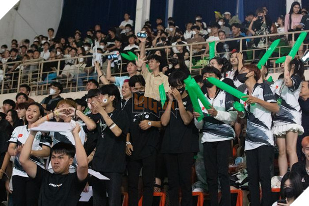 Toàn cảnh ngày thi đấu thứ ba Chung kết Yomost VFL Summer 2023 - chế độ Sinh Tồn 18