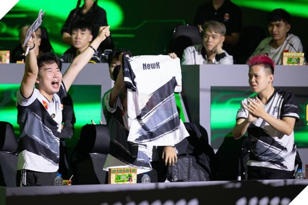 ĐNP chia sẻ niềm vui vô địch Yomost VFL Summer 2023, trực tiếp góp sức cùng P Esports