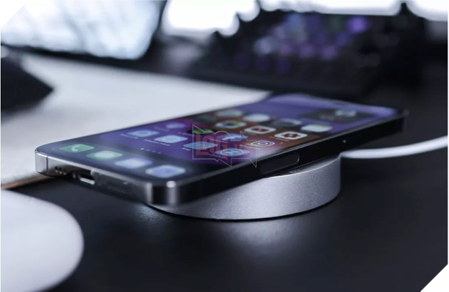 iPhone có thể tự động cập nhật phần mềm mà vẫn còn nguyên seal trong hộp? 