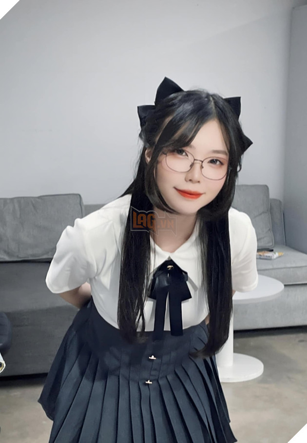 LMHT: Remind và những khó khăn của nữ MC xinh đẹp khi tác nghiệp tại Hàn Quốc