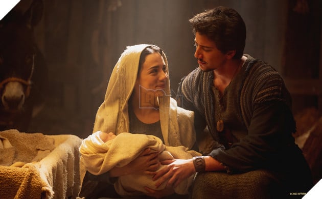 Journey to Bethlehem: Bộ phim về đề tài Chúa Giáng Sinh tung trailer chính thức Fiona-Milo-_Manger_-Image_UYRV