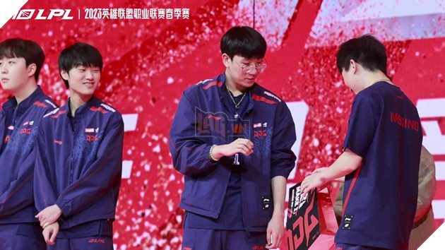 LMHT: Ruler bị lộ điểm yếu chí mạng, fan vẫn tin tưởng rằng JDG sẽ vô địch CKTG 2023