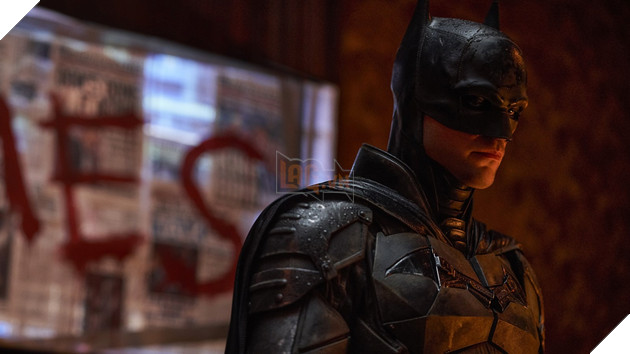 Nỗi khổ của Robert Pattinson khi phải mặc Batsuit trong The Batman 2