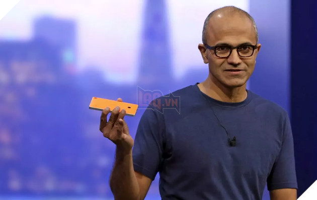 CEO Microsoft nuối tiếc vì từ bỏ Windows Phone
