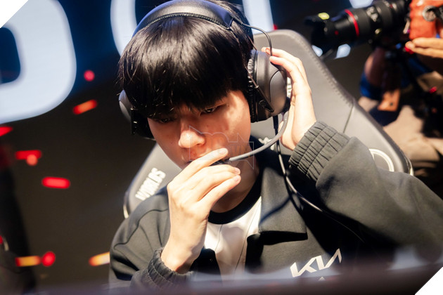 LMHT: Deft bị xem là mát xích yếu nhất trong trận đấu sống còn với KT tại Vòng Swiss CKTG 2023