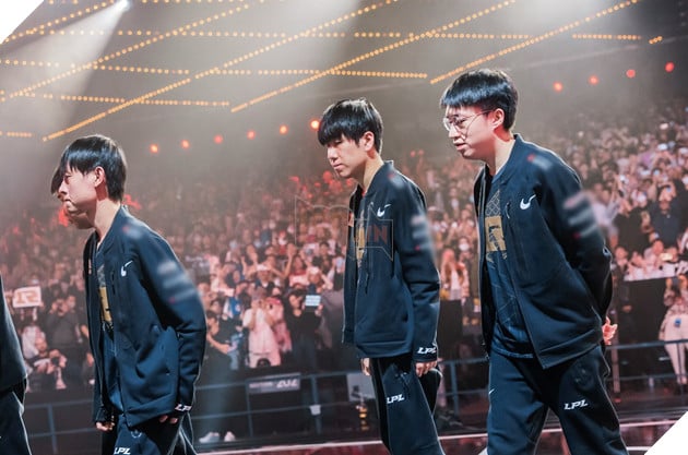 LMHT: Cộng đồng lên tiếng kêu gọi giải cứu một tuyển thủ sau khi LNG đại bại trước T1