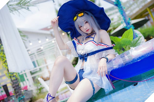 Arknights: Chiêm ngưỡng bộ ảnh cosplay của Skadi trong trang phục Coral Coast chuẩn không cần chỉnh 3