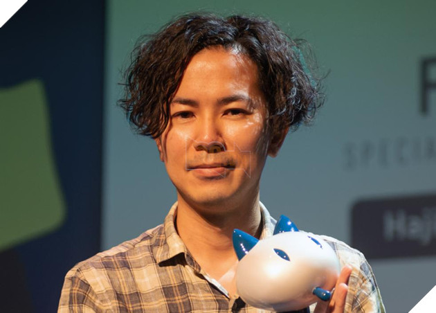 tác giả Attack On Titan thích NTR