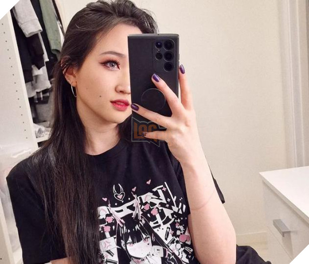 Thêm một nữ artist ‘tự fanart’ chính mình trở nên nổi tiếng giống Biya! 10