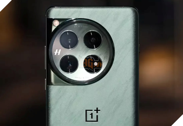 OnePlus 12 ra mắt tại Trung Quốc: Chip Snapdragon 8 Gen 3, 24 GB RAM