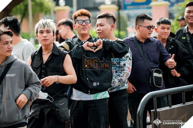 Nhà thi đấu Quân khu 7 rộn ràng trong ngày thi đấu Bán kết AIC 2023 2