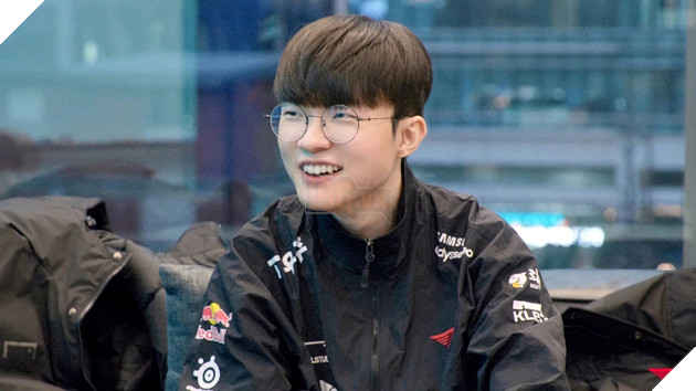 LMHT: Faker giải đề thi đại học để xả stress ngay trên stream khiến khán giả khóc thét Faker-zeus-theshy-chovy-pubg__1__IUIK