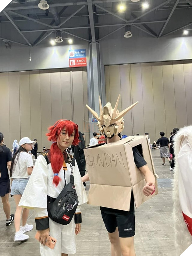 cosplay gundam