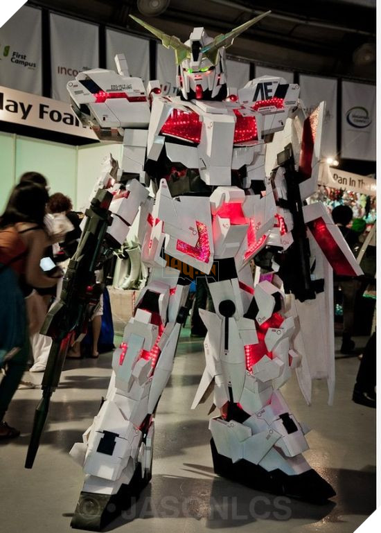 cosplay gundam unicorn