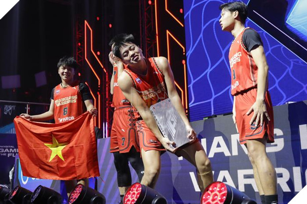 Đội trưởng Thang Long Warriors chia sẻ niềm vui sau chức vô địch Phygital Basketball tại Games of Future 2024 6