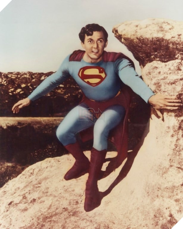 Top Những Bộ Trang Phục Và Diễn Viên Đóng Vai Superman Phiên Bản Live-Action Phần 1 