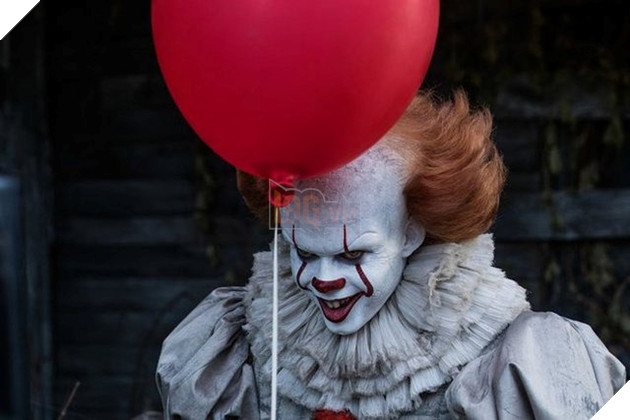 Bill Skarsgård Nhớ Lại Điều Khiến Anh Tổn Thương Khi Lần Đầu Sắm Vai Pennywise 2