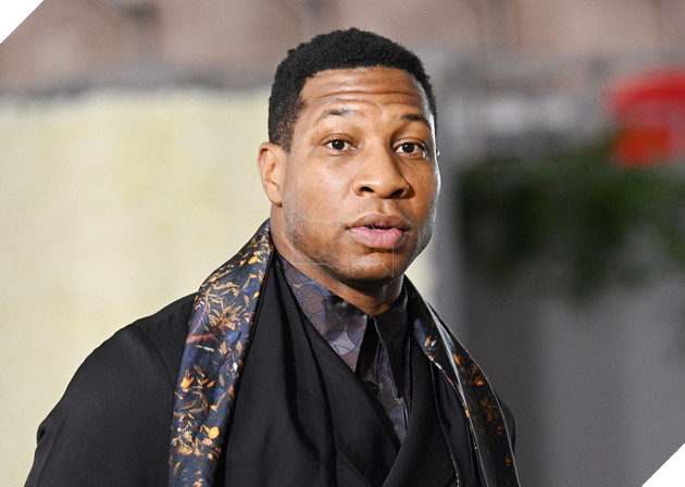 Jonathan Majors Được Vinh Danh Tại Lễ Trao Giải Thưởng Hollywood Sau Khi Bị Tuyên Án Bạo Lực Trước Đó