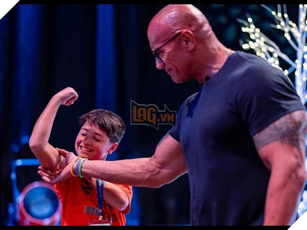 Nam Diễn Viên Dwayne Johnson Có Thể Tham Gia Bữa Tiệc Từ Trẻ Em Đến Người Lớn Với Tài Năng Ảo Diệu 3